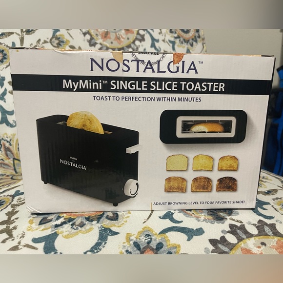 “Mini” Single slice toaster - Picture 3 of 3